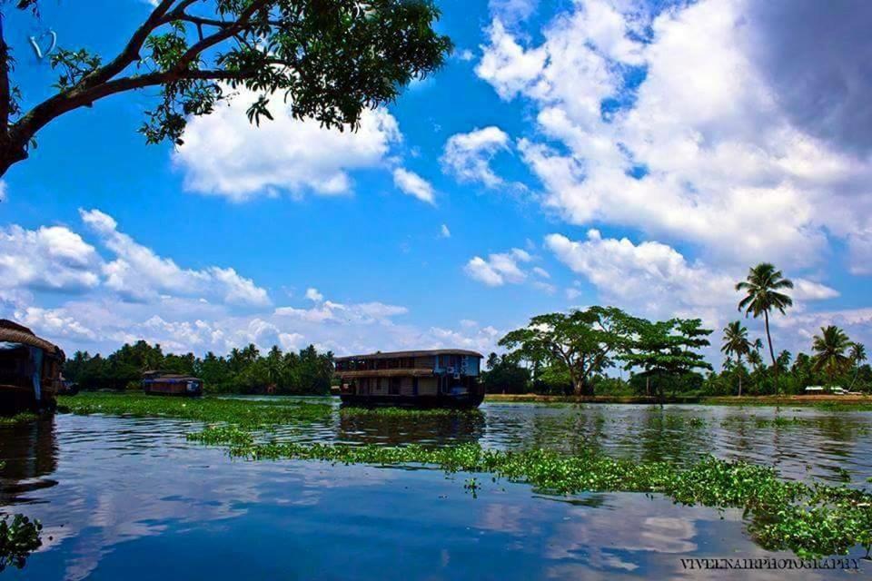 Sea Breeze Beach Home Alappuzha Exterior foto