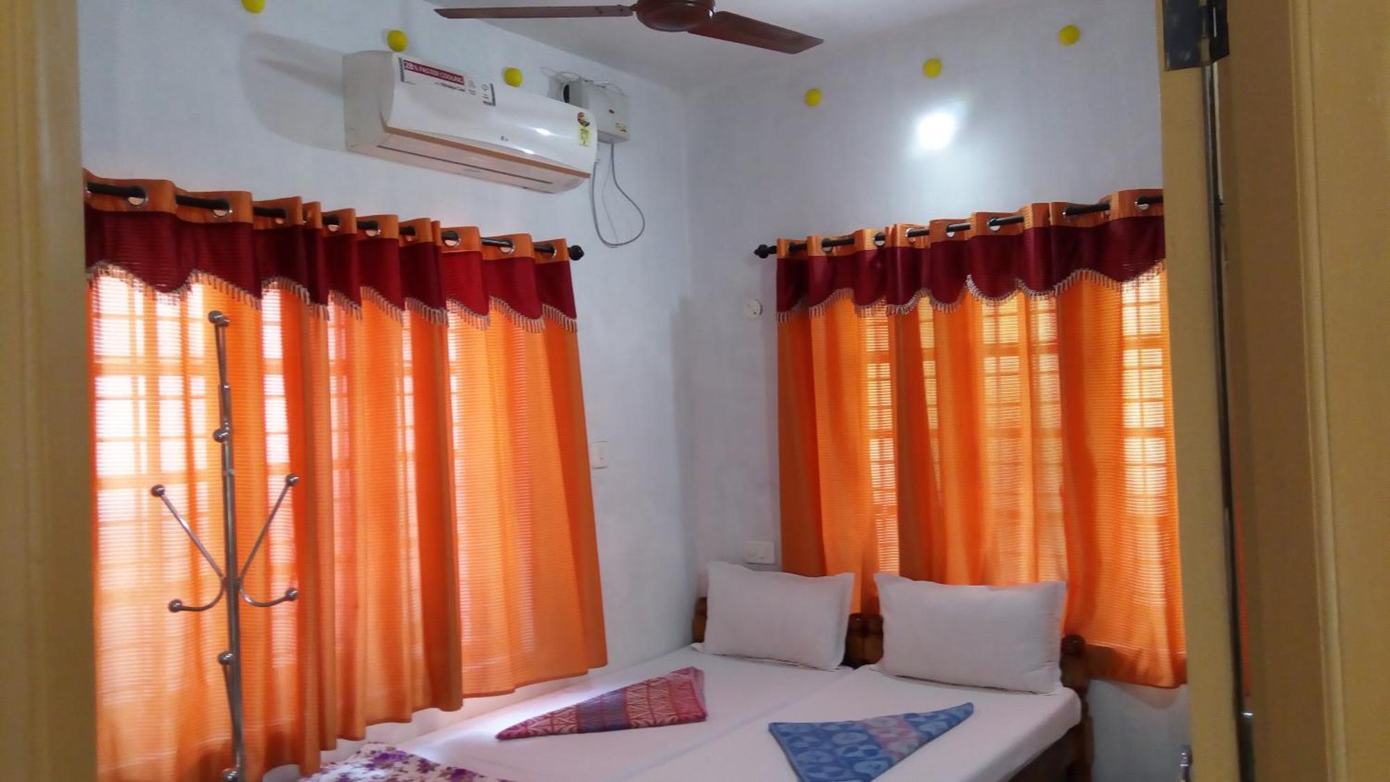 Sea Breeze Beach Home Alappuzha Exterior foto